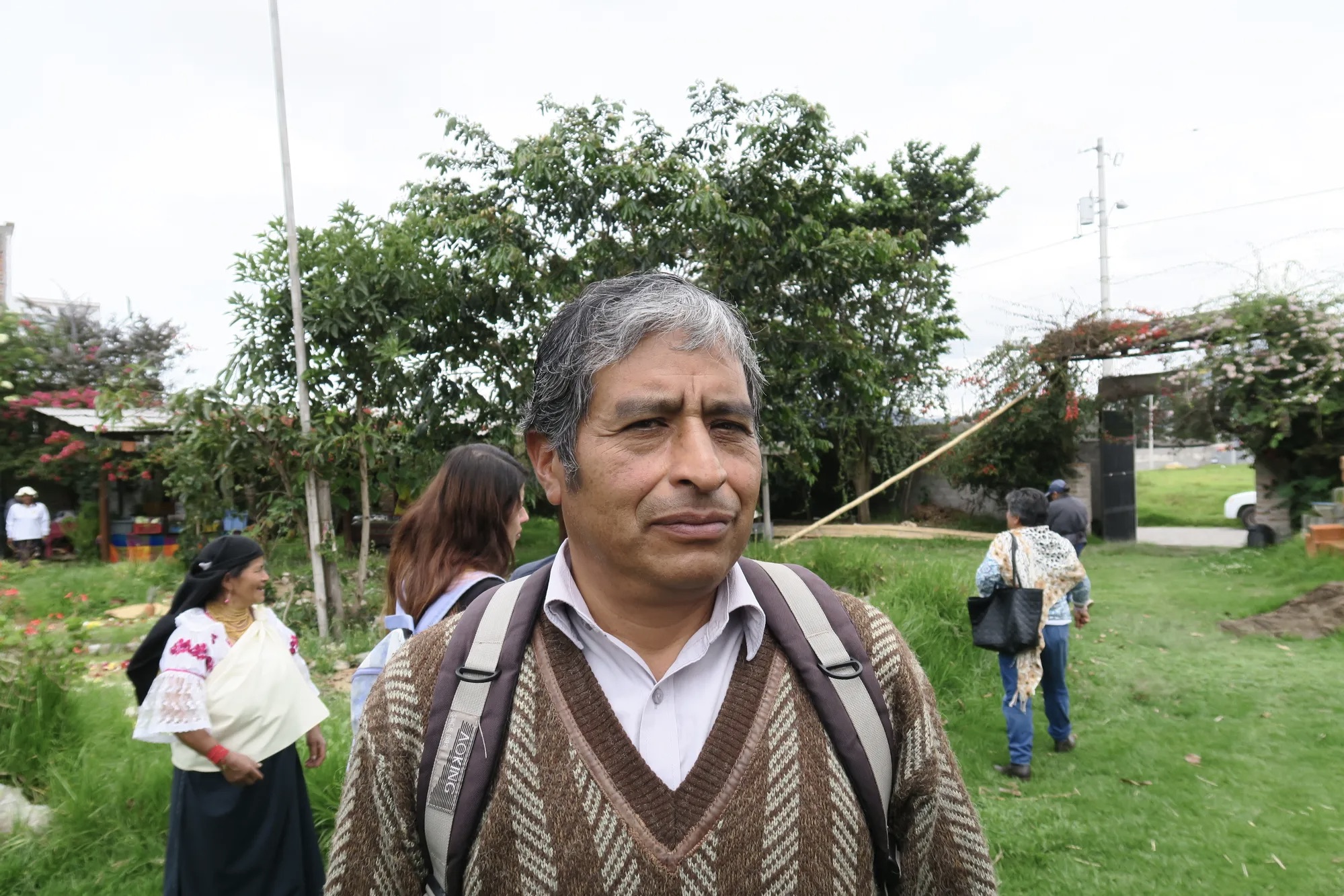 "Eu estou me relacionando com Kurikancha e eu poderia dizer talvez como uma família. ¿Son una familia amplia, no? Lo que me atrae aqui a Kurikancha é o espaço e o conhecimento de todos os que estão aqui. Isso me atrae. Se eu vou ao Súper Maxi também dice orgânico, mas não posso trazê-lo aqui e com ele persona que tiene buenas ciencias... ahí no hay ese dialog, no hay lo que no se conversa, no se questiona." – Consumidor de Kurikancha